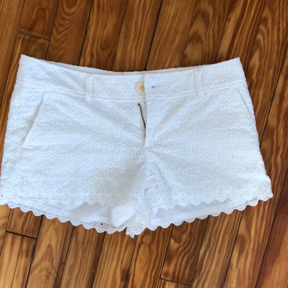 Iilly Walsh shorts size 6